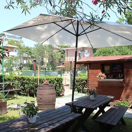Eden Hotel 3*