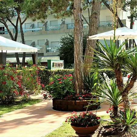 Eden Hotel 3*